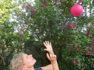 Luftballon in Luft-loslassen